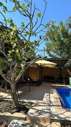 1+1 Bungalov, Havuz ve Bahçe Manzaralı, Isıtmalı Özel Havuzlu