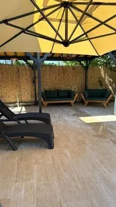 1+1 Bungalov, Havuz ve Bahçe Manzaralı, Isıtmalı Özel Havuzlu