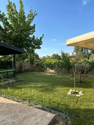 Bungalow 2+1 Oda, Havuz ve Bahçe Manzaralı, Isıtmalı Özel Havuzlu