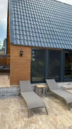 Bungalow 2+1 Oda, Havuz ve Bahçe Manzaralı, Isıtmalı Özel Havuzlu