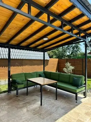 Bungalow 2+1 Oda, Havuz ve Bahçe Manzaralı, Isıtmalı Özel Havuzlu