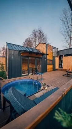Tiny House, Havuz ve Bahçe Manzaralı, Isıtmalı Özel Havuzlu