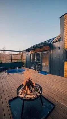 Tiny House, Havuz ve Bahçe Manzaralı, Isıtmalı Özel Havuzlu
