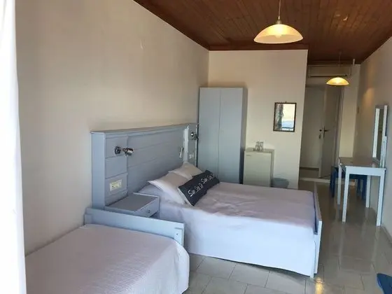 Basic Üç Kişilik Oda