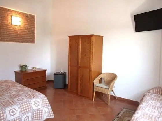 Deluxe Üç Kişilik Oda