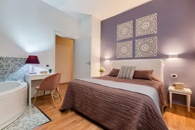 Tek Büyük Yataklı Oda