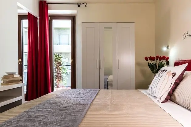 Tek Büyük Yataklı Oda