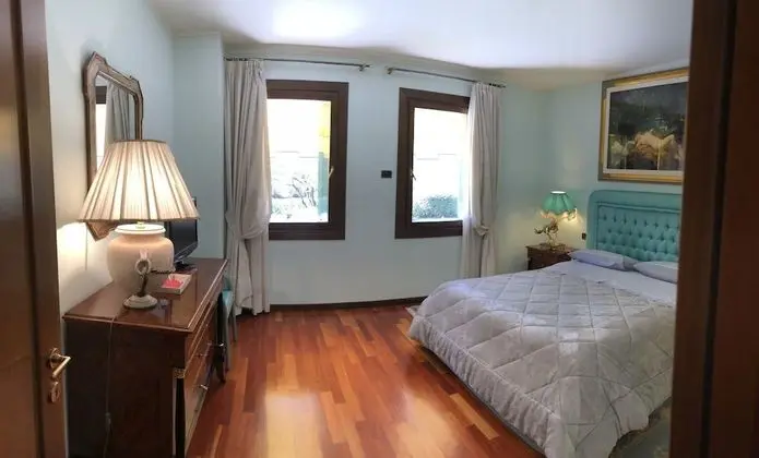 Deluxe Oda, Banyolu/Duşlu, Havuz Manzaralı