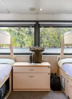 Deluxe Dört Kişilik Oda, Birden Çok Yatak, Okyanus Manzaralı (Resolution Cabin)