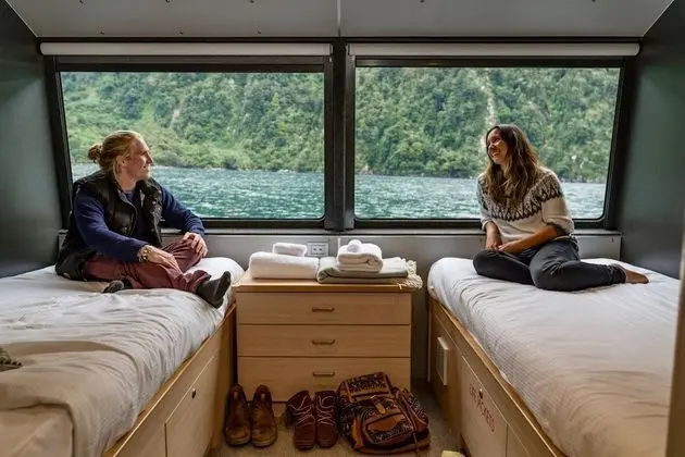 Deluxe İki Ayrı Yataklı Oda, Okyanus Manzaralı (Endeavour Cabin)