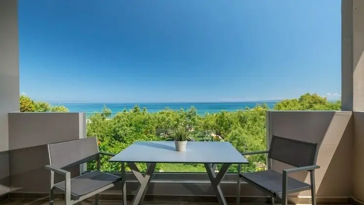Apart Daire, Deniz Manzaralı