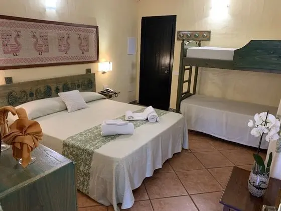 Classic Dört Kişilik Oda