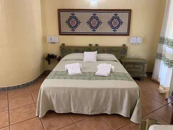 Classic Tek Büyük Yataklı Oda