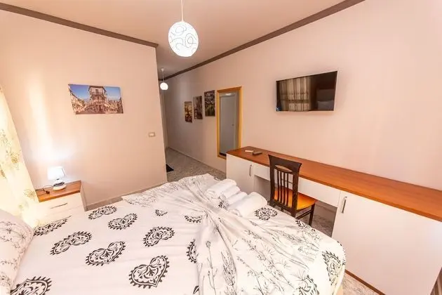 Tek Büyük Yataklı Oda, Balkon