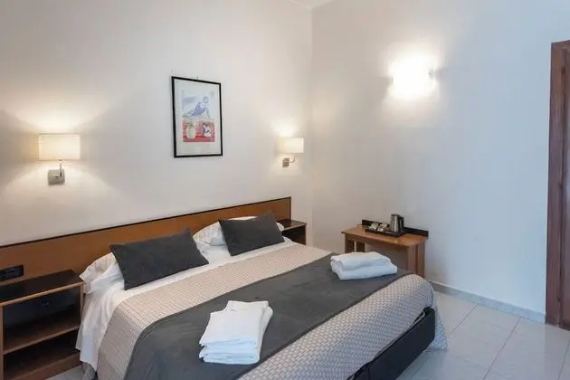 Economy Tek Büyük Yataklı Oda (letto matrimoniale)