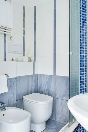 Büyük Yataklı Tek Kişilik Oda