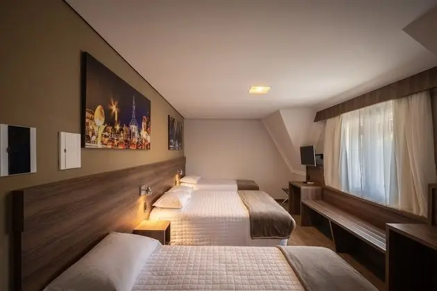 Deluxe Dört Kişilik Oda, Birden Çok Yatak, Sigara İçilmez