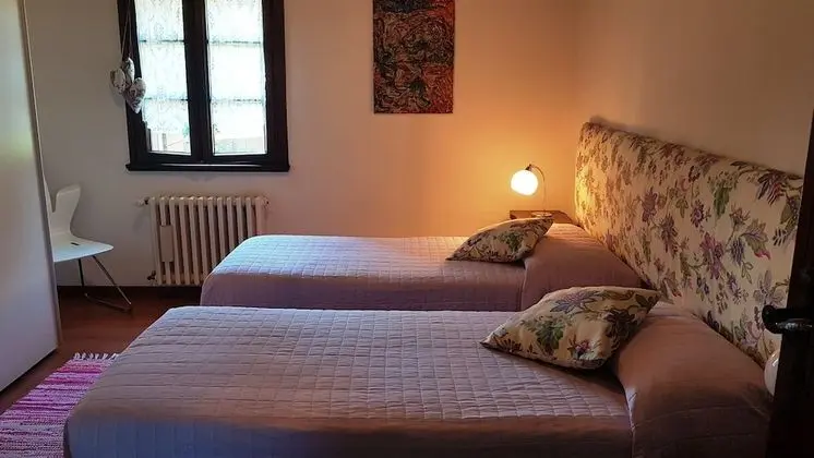 Traditional Oda, Bahçe Manzaralı (Glicine)