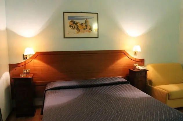 Tek Büyük veya İki Ayrı Yataklı Oda