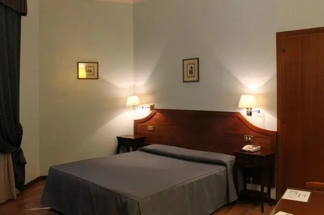 Tek Büyük veya İki Ayrı Yataklı Oda