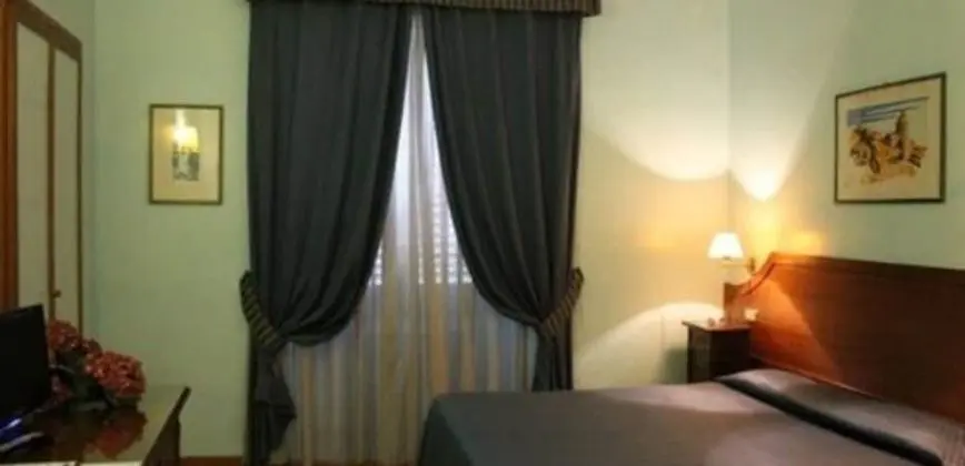 Tek Büyük veya İki Ayrı Yataklı Oda