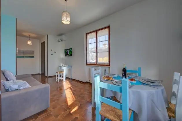 Family Apart Daire, 1 Çift Kişilik Yatak ve Çekyat (Villa Fiorita - Apt 3 - Ortensia)