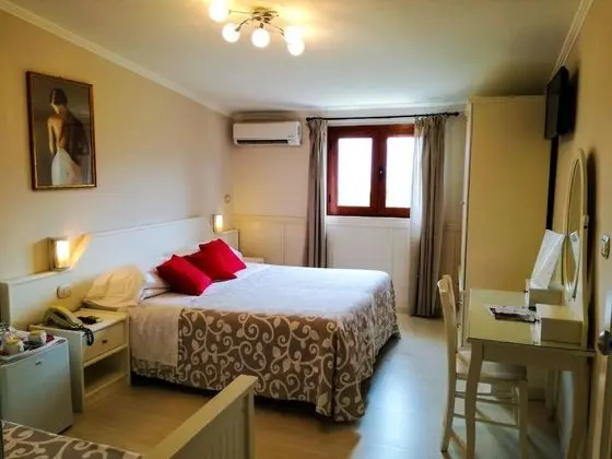 Basic Oda, 1 Çift Kişilik Yatak, Deniz Manzaralı
