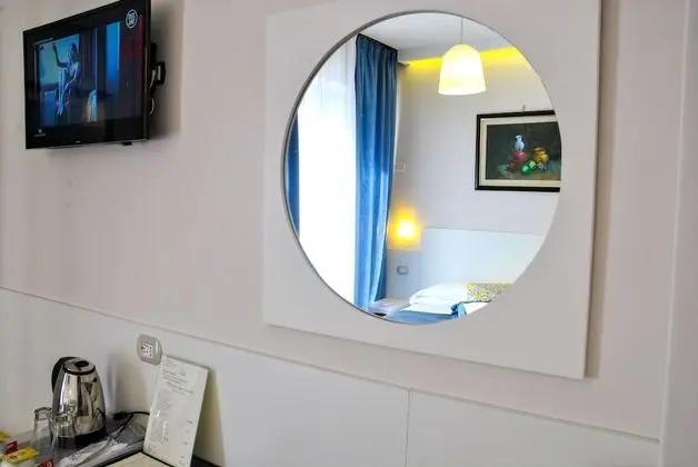 Standard Üç Kişilik Oda, Deniz Manzaralı