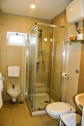 Standard Üç Kişilik Oda, Deniz Manzaralı