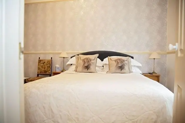 Tek Büyük Yataklı Oda (Room 9)