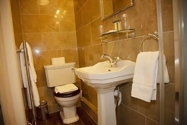 Tek Büyük Yataklı Oda (Room 9)