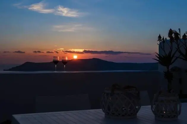 Deluxe Villa, 2 Yatak Odası, Jakuzi (Caldera View)