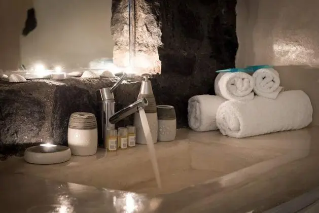 Deluxe Villa, 2 Yatak Odası, Jakuzi (Caldera View)