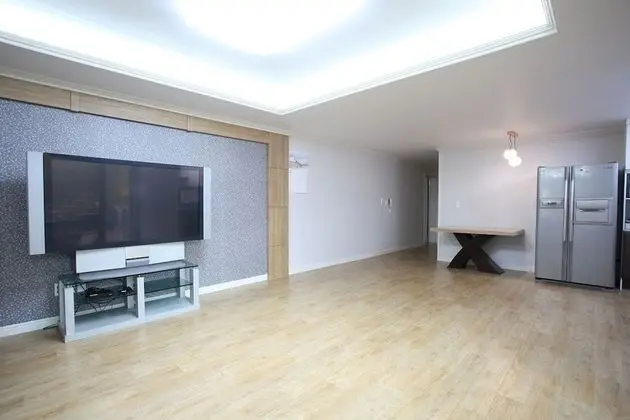Daire (White 1st floor)
