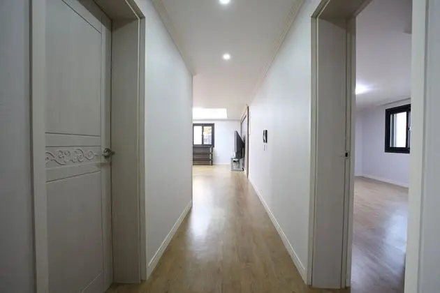 Daire (White 1st floor)