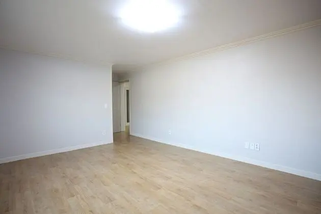Daire (White 1st floor)