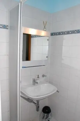 Üç Kişilik Oda, Küvet