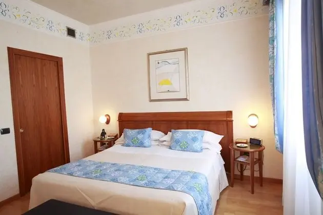 Basic Büyük Yataklı Tek Kişilik Oda, 1 En Büyük (King) Boy Yatak, Sigara İçilmez