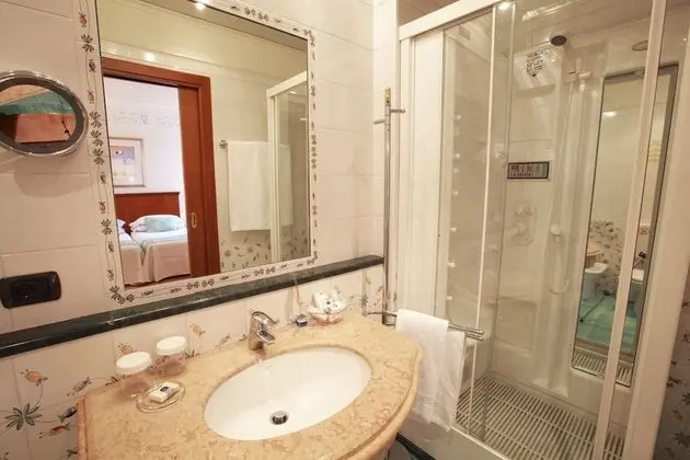 Basic Büyük Yataklı Tek Kişilik Oda, 1 En Büyük (King) Boy Yatak, Sigara İçilmez