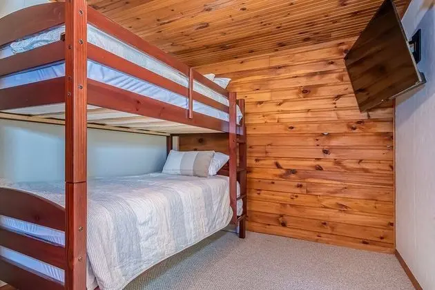 Ev, Birden Çok Yatak, Jakuzi