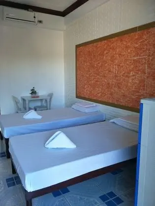 Deluxe Tek Büyük Yataklı Oda (with Shower)