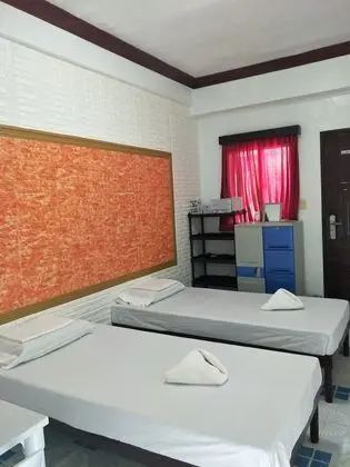 Deluxe Tek Büyük Yataklı Oda (with Shower)