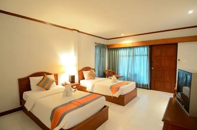 Bungalov, Havuz Kenarı