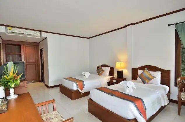 Bungalov, Havuz Kenarı