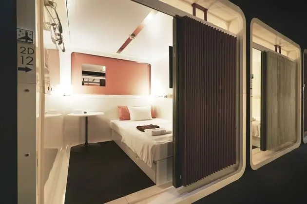 Oda, Sadece kadınlar için (First Class, Capsule)