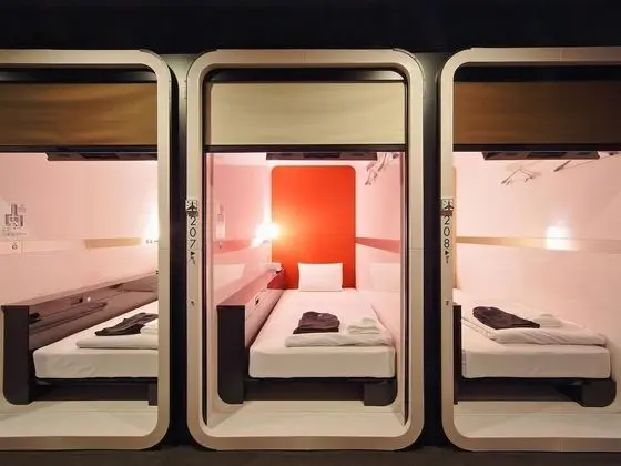 Kulübe, Sadece kadınlar için, Sigara İçilmez (2 adjacent cabins, Business Class)