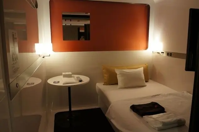 Deluxe Oda, Sadece kadınlar için (First Class Cabin)