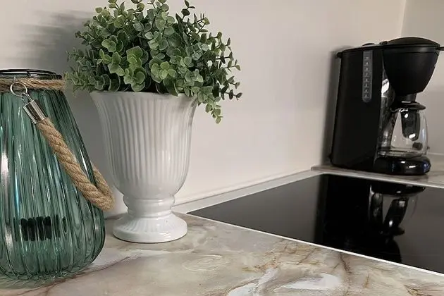Tek Büyük Yataklı Oda, Ortak Banyo (Storstuga)