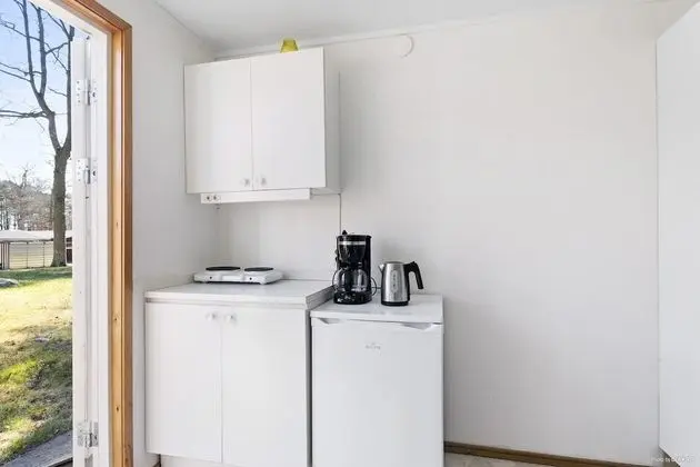 Kulübe, Ortak Banyo (Bromöbyn)