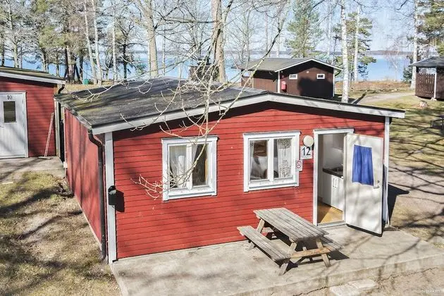 Kulübe, Ortak Banyo (Lekebergabyn)